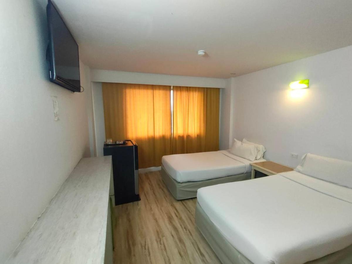 Intertower Hotel Sungai Kolok Bagian luar foto