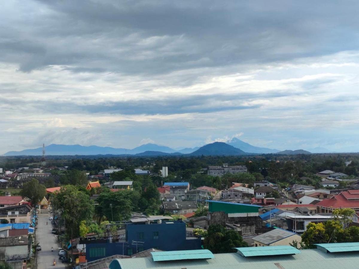 Intertower Hotel Sungai Kolok Bagian luar foto