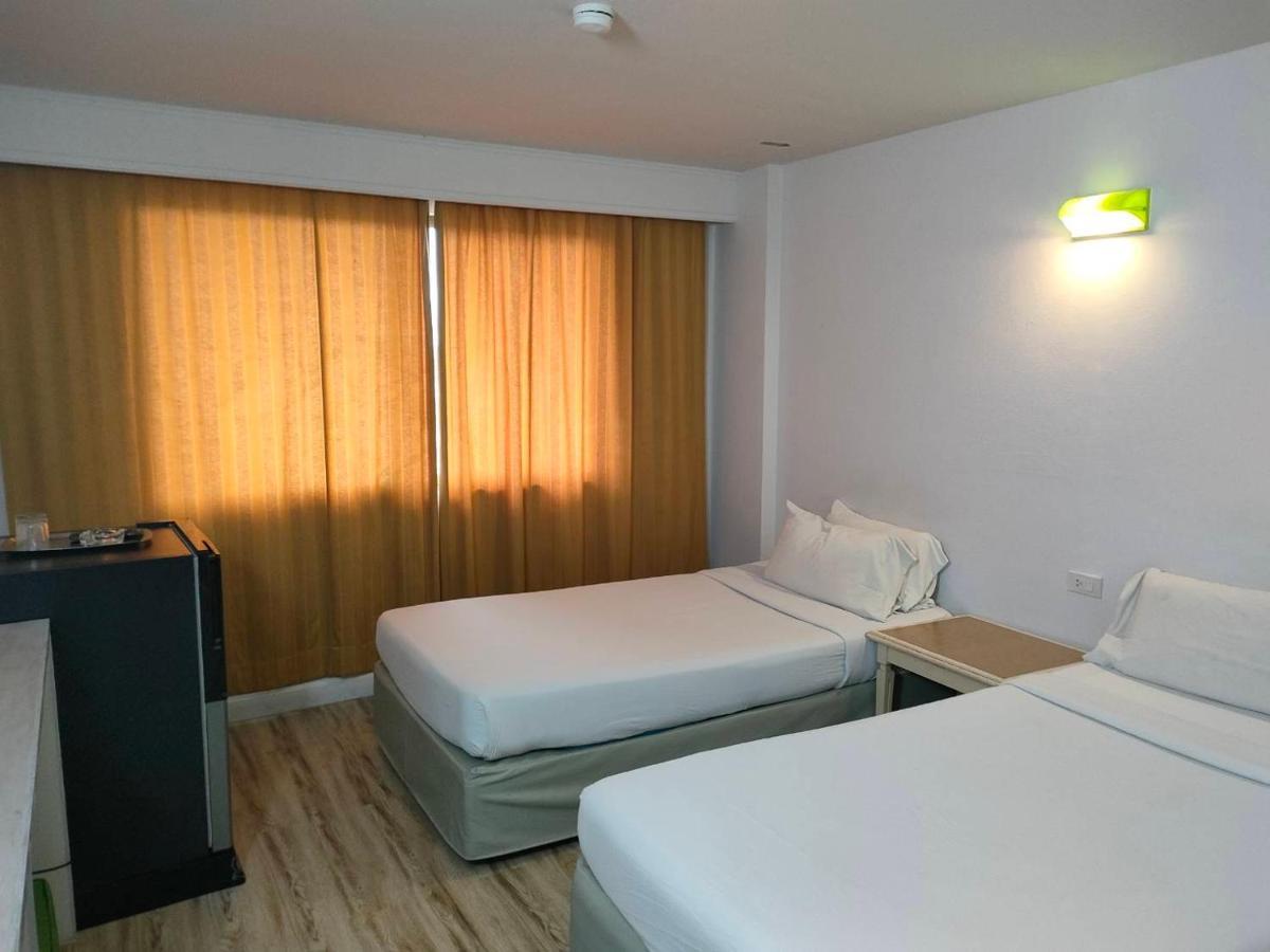 Intertower Hotel Sungai Kolok Bagian luar foto