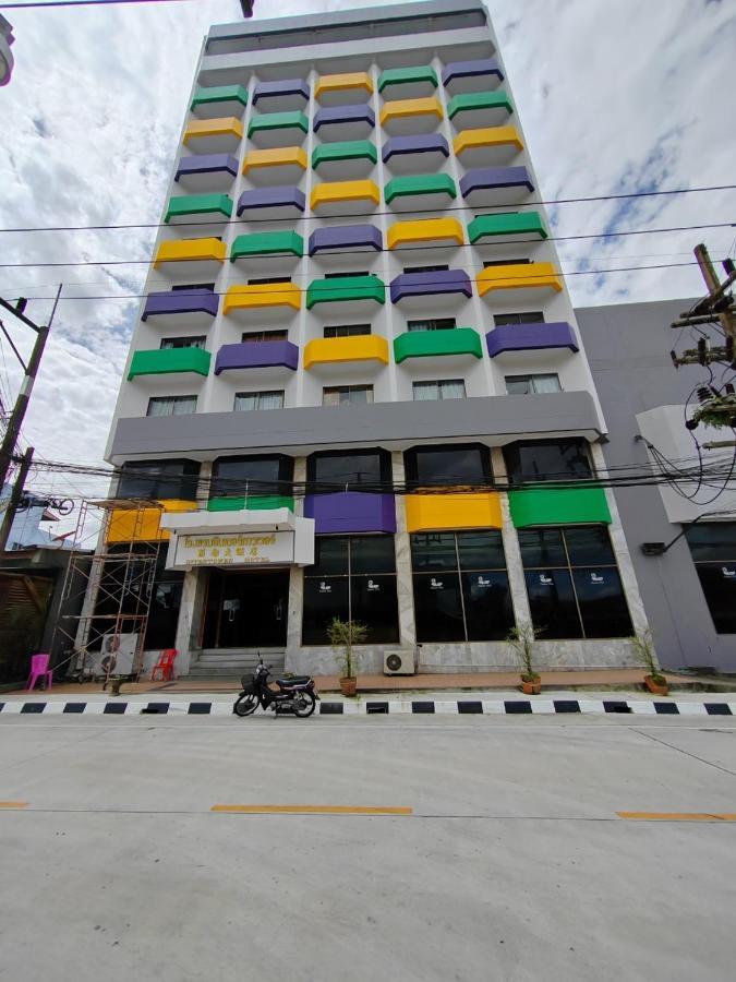 Intertower Hotel Sungai Kolok Bagian luar foto