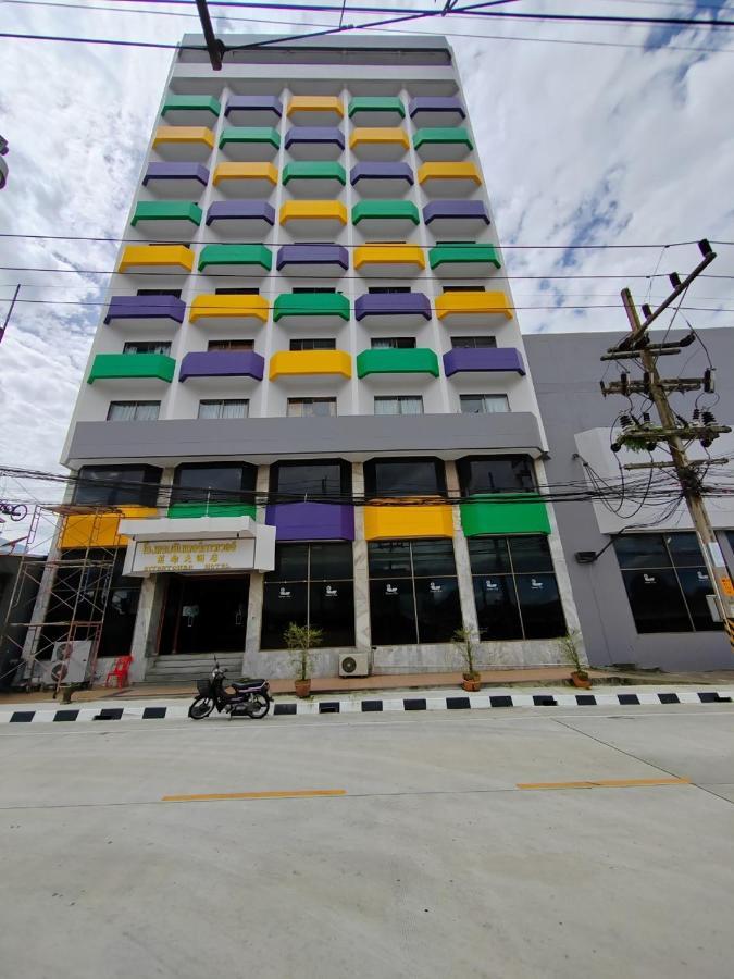 Intertower Hotel Sungai Kolok Bagian luar foto