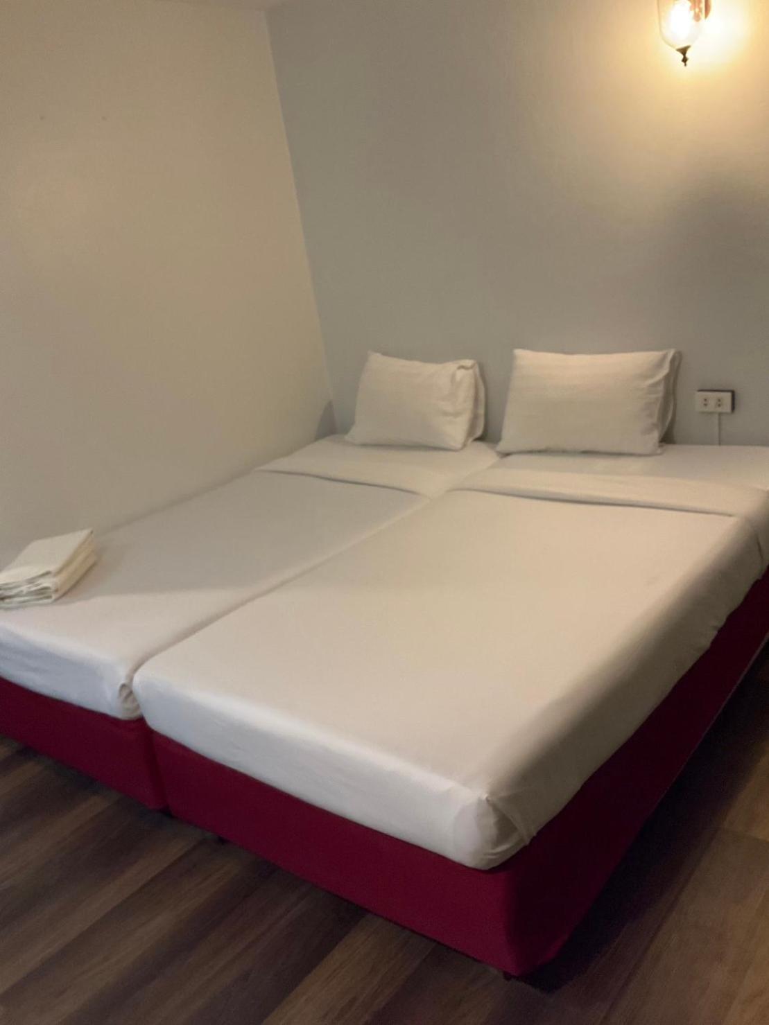 Intertower Hotel Sungai Kolok Bagian luar foto
