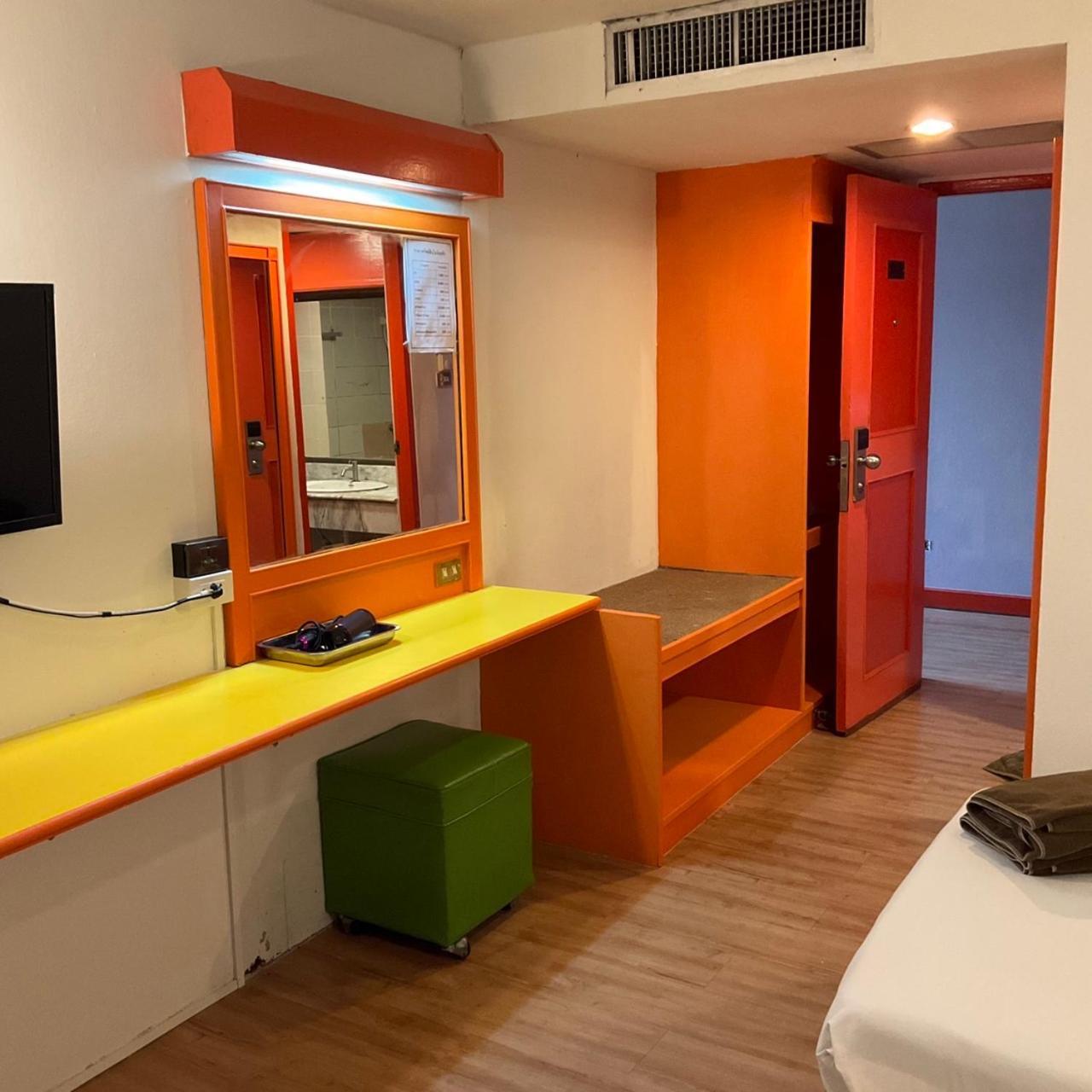 Intertower Hotel Sungai Kolok Bagian luar foto
